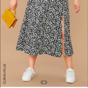 Never worn floral skirt